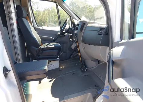 2012 Mercedes-Benz Sprinter 2500 High Roof z USA, uszkodzony, nr VIN WD3PE8CB5C5713909